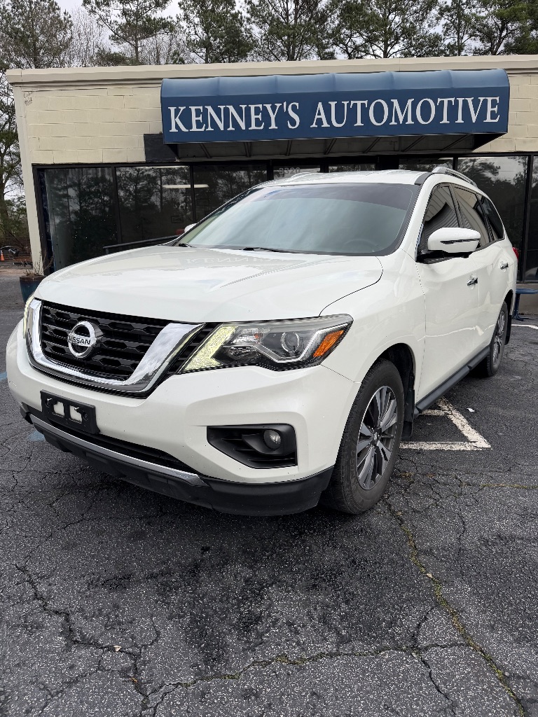2017 Nissan Pathfinder SL