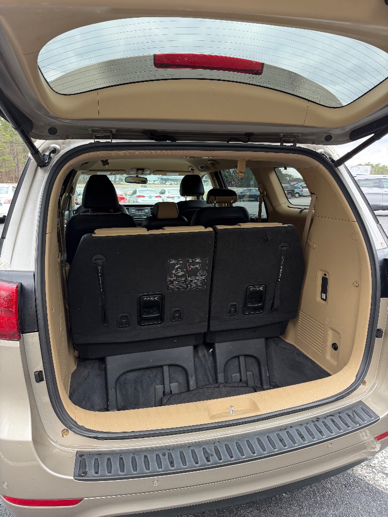 2016 Kia Sedona EX - Photo 8