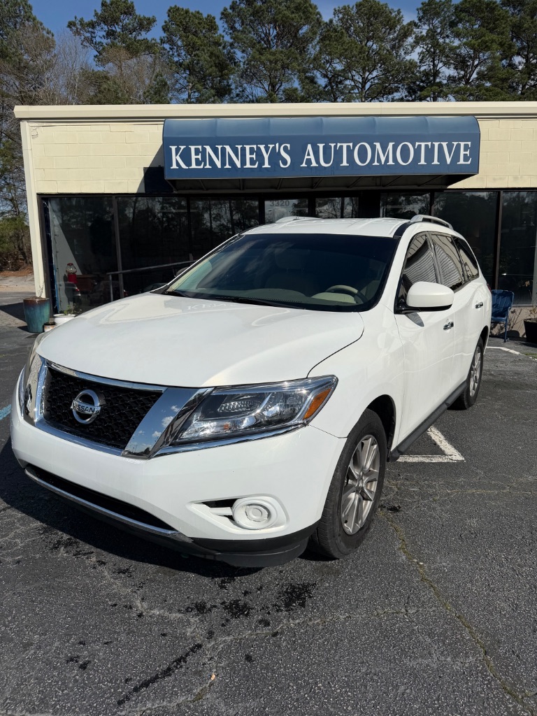 2014 Nissan Pathfinder SV