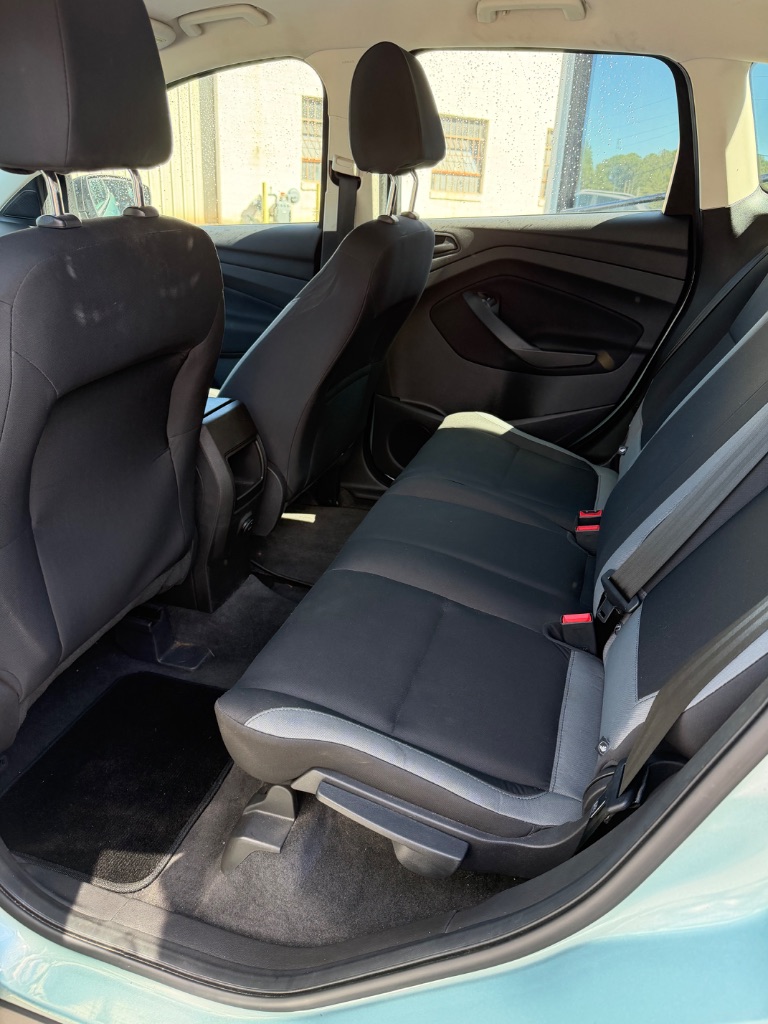 Ford Escape photo 5
