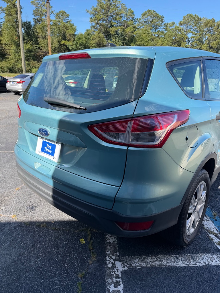 Ford Escape photo 3