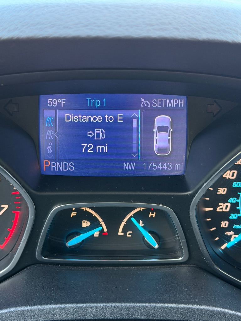 Ford Escape photo 7