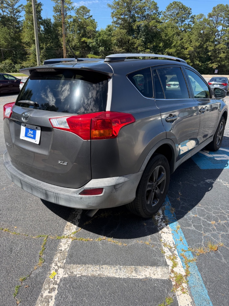 Toyota RAV4 photo 3