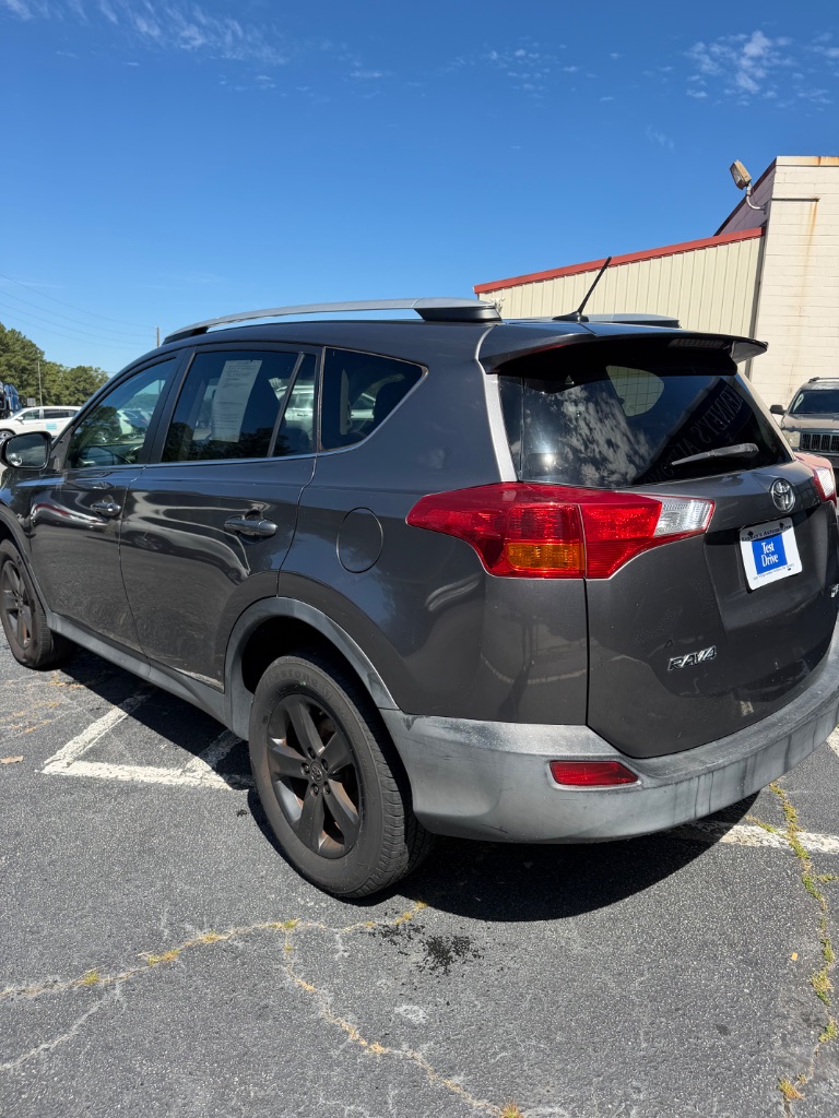 Toyota RAV4 photo 4