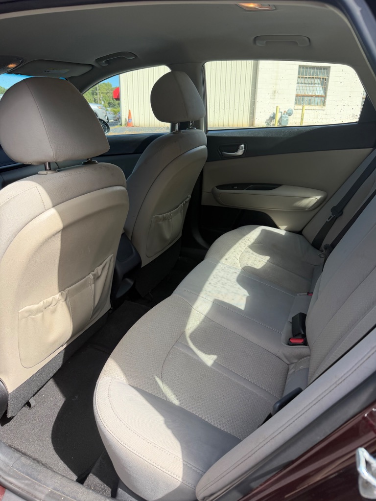 Kia Optima photo 8