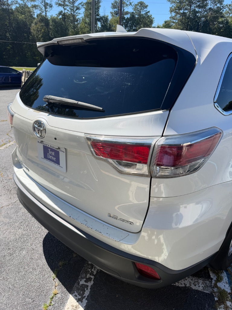 Toyota Highlander photo 4