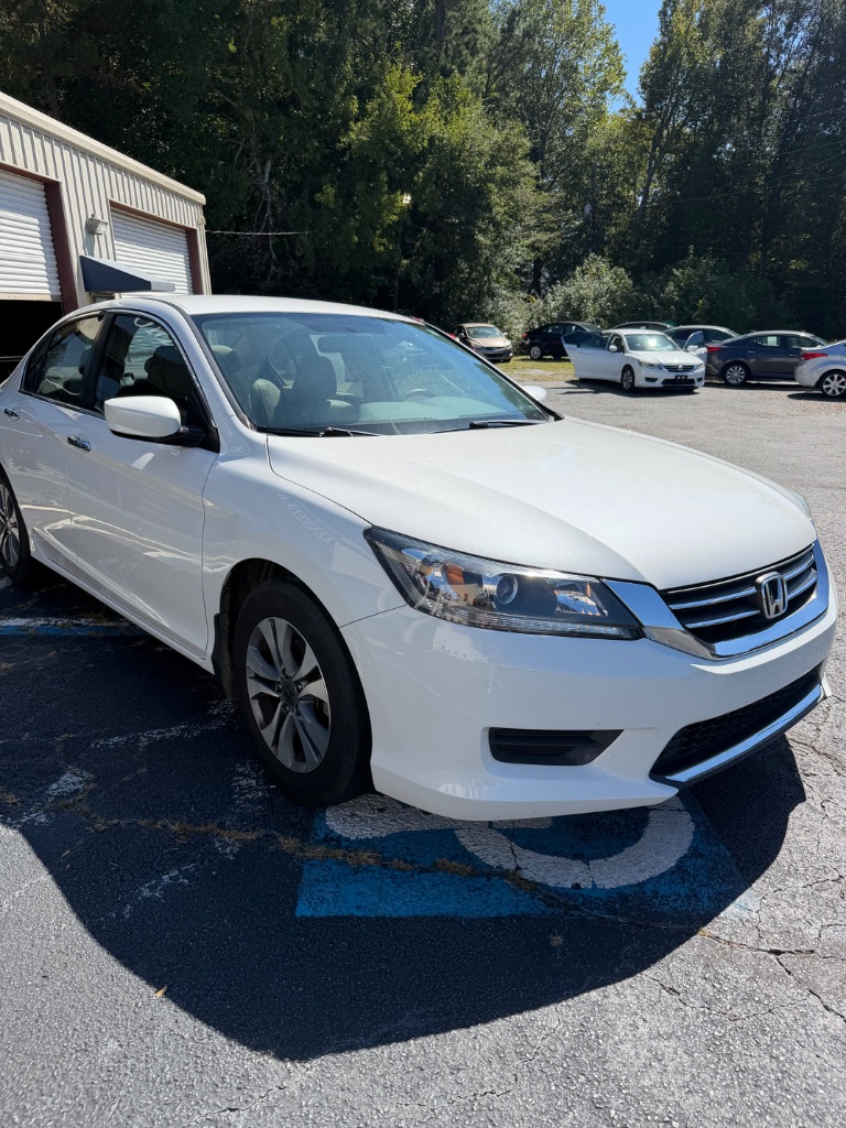 Honda Accord photo 2