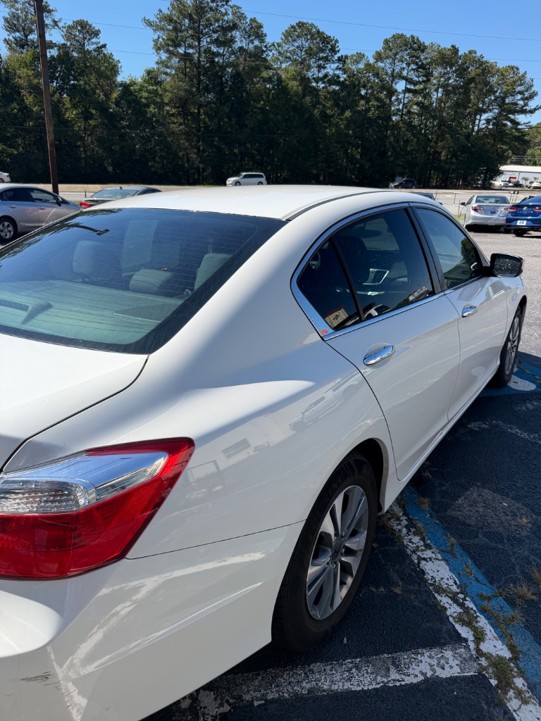 Honda Accord photo 3