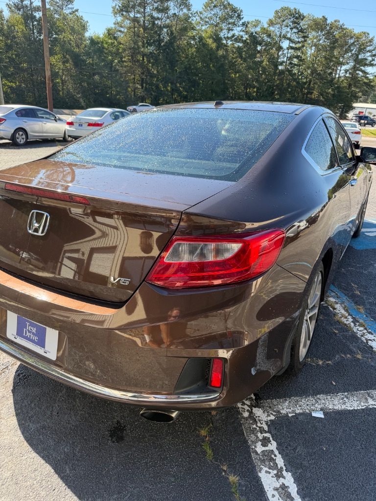 Honda Accord photo 3