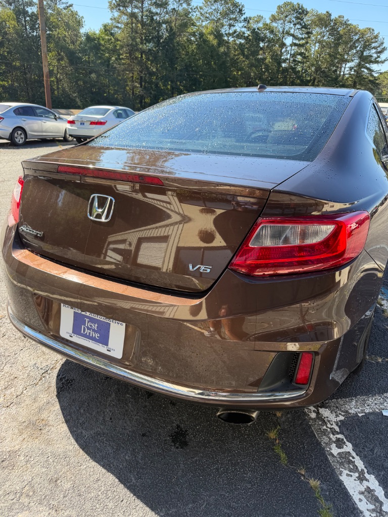 Honda Accord photo 4