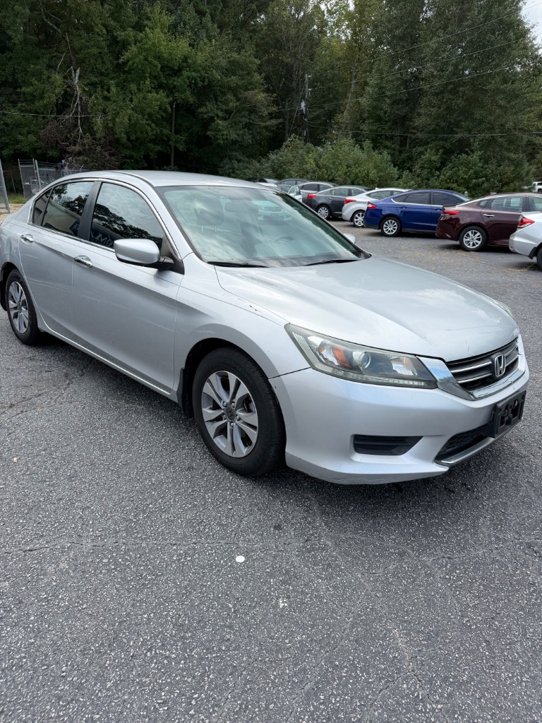 Honda Accord photo 2