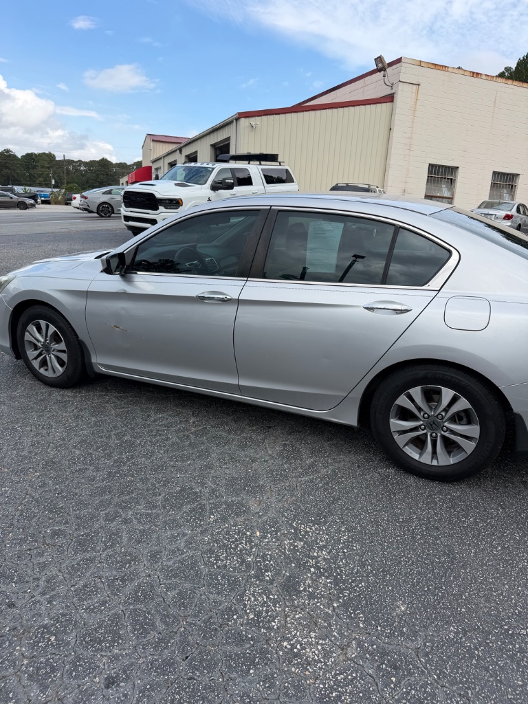 Honda Accord photo 7