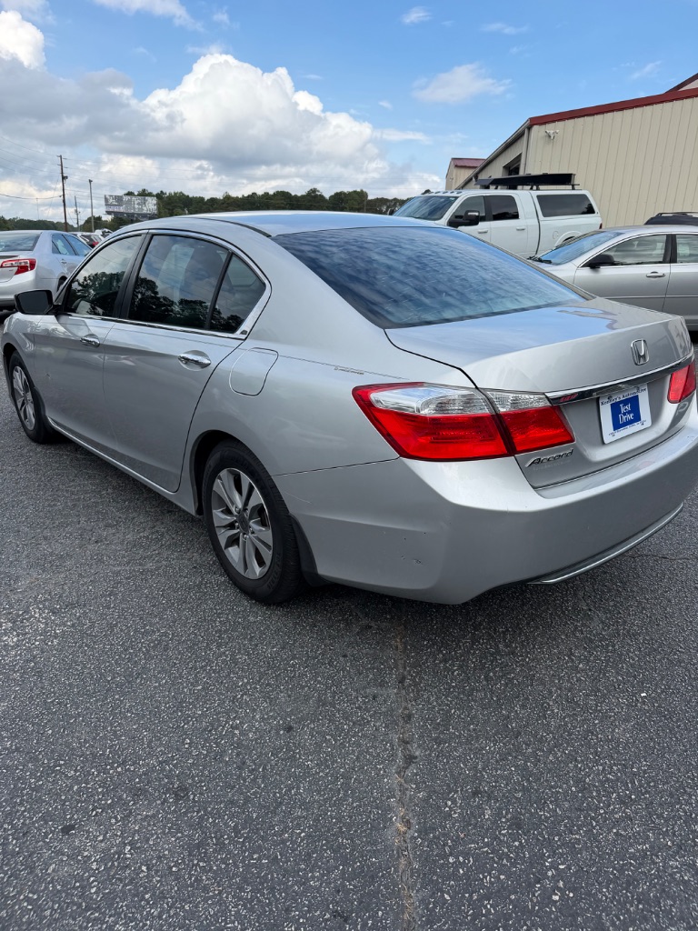 Honda Accord photo 4