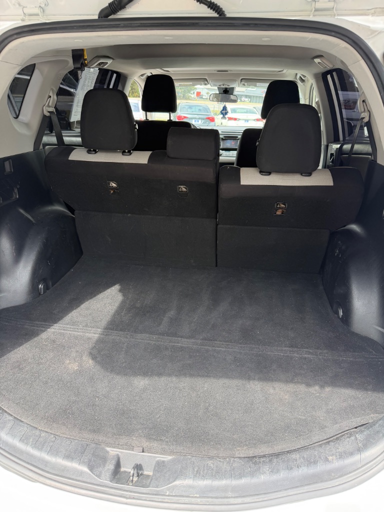 Toyota RAV4 photo 6