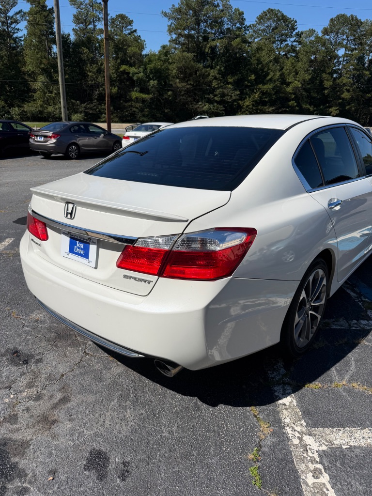 Honda Accord photo 4