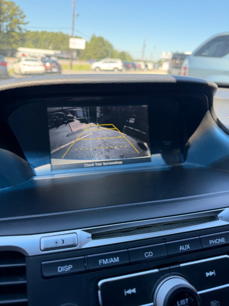 Honda Accord photo 9